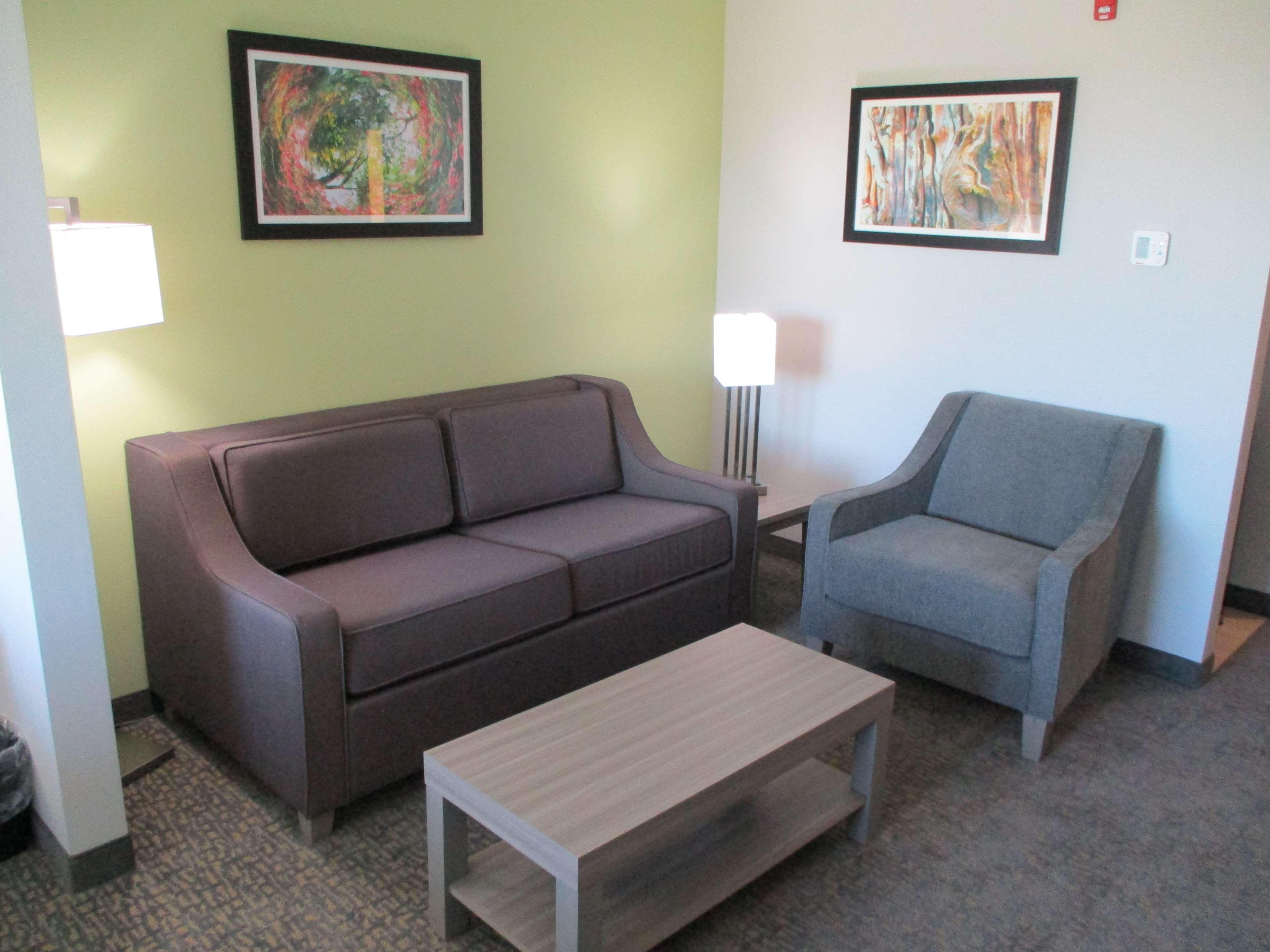 La Quinta Inn & Suites By Wyndham Jackson-Cape Girardeau Esterno foto