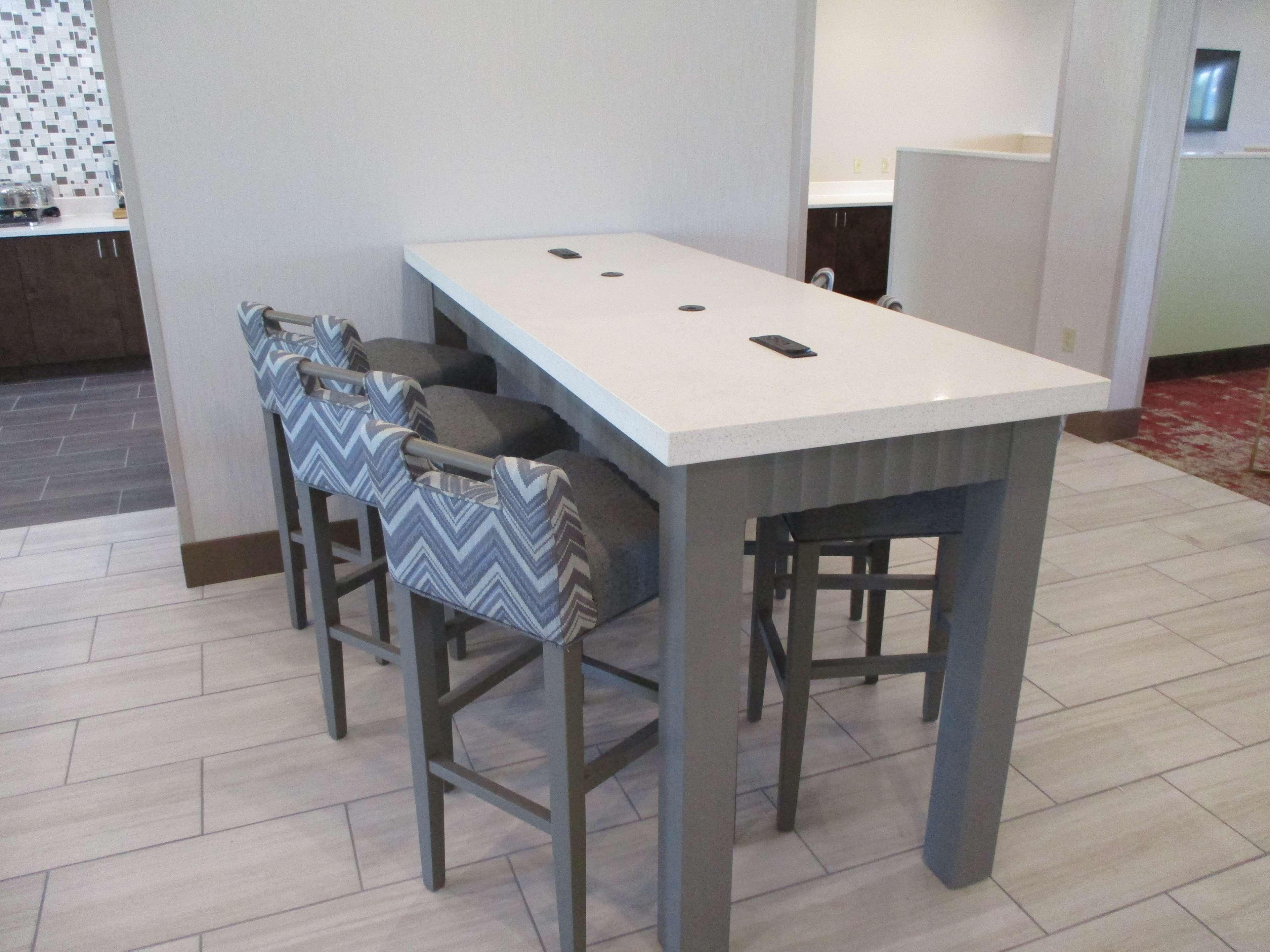 La Quinta Inn & Suites By Wyndham Jackson-Cape Girardeau Esterno foto
