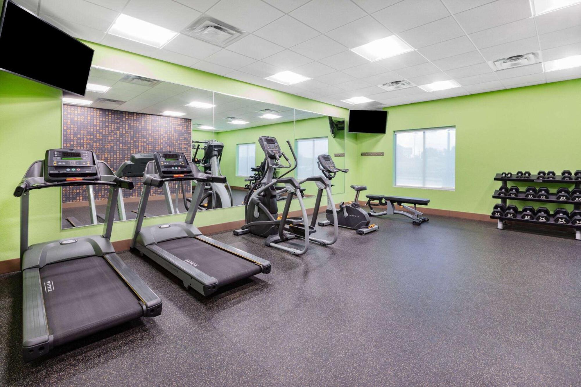 La Quinta Inn & Suites By Wyndham Jackson-Cape Girardeau Esterno foto